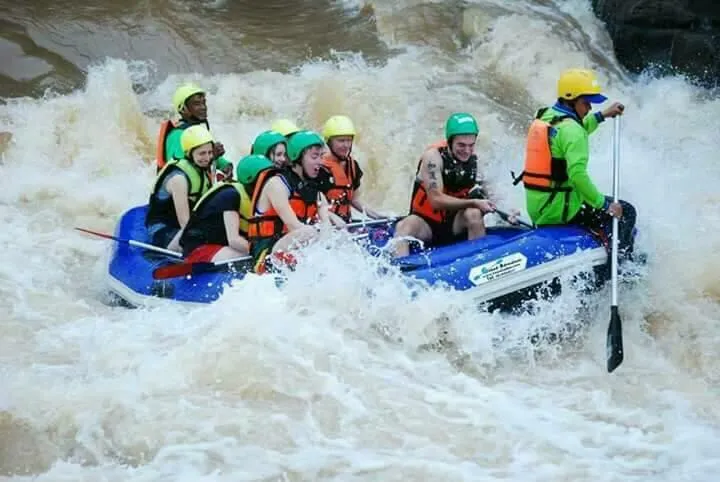 ล่องแก่งลำน้ำเข็ก ผจญภัยสุดมันส์