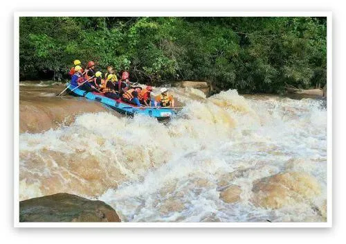 ล่องแก่งลำน้ำเข็ก เฮ้วทัวร์