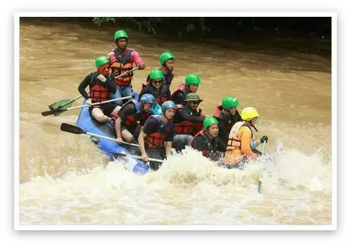 ล่องแก่งลำน้ำเข็ก เฮ้วทัวร์